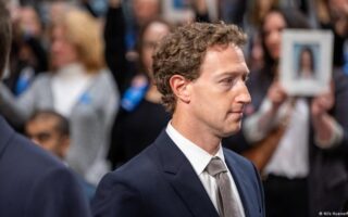 Kacau! Meta Bajak Pentolan AI Apple, Zuckerberg Makin Agresif Buru Talenta AI Top
