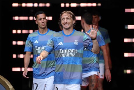 Luka Modric Gabung AC Milan dengan Gaji Menarik, Ambisi Piala Dunia 2026 Jadi Pemicu