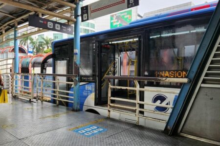 Proyek Galian di Jakarta Picu Kemacetan, Perjalanan Transjakarta Terdampak