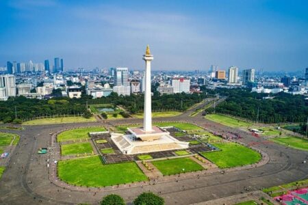 Destinasi Wisata Indonesia vs. Malaysia: Adu Murah Tiket dan Tarif Transportasi Publik di Jakarta dan Kuala Lumpur