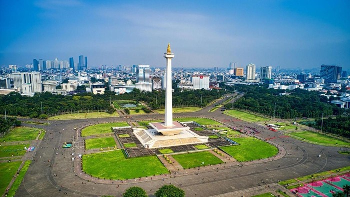 Destinasi Wisata Indonesia vs. Malaysia: Adu Murah Tiket dan Tarif Transportasi Publik di Jakarta dan Kuala Lumpur