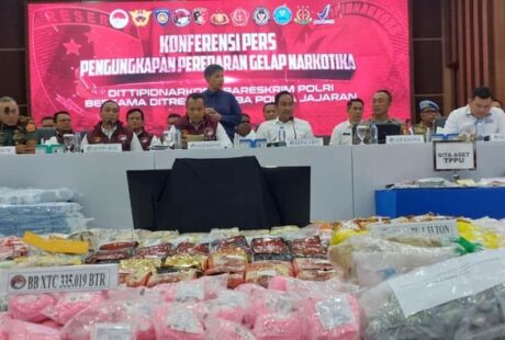 Gempuran Polri 10 Bulan: Musnahkan Ratusan Ton Narkoba, Sita Aset Gembong Rp221 Miliar