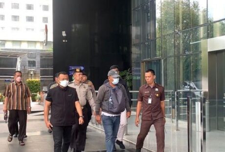 Bupati Ponorogo Sugiri Sancoko Tiba di Gedung KPK, Terkait Dugaan Korupsi Promosi Jabatan