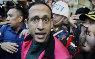 Skandal Pengadaan Chromebook: Dakwaan Jaksa Ungkap Lima Peran Kunci Nadiem Makarim dan Kerugian Negara Rp 2,1 Triliun