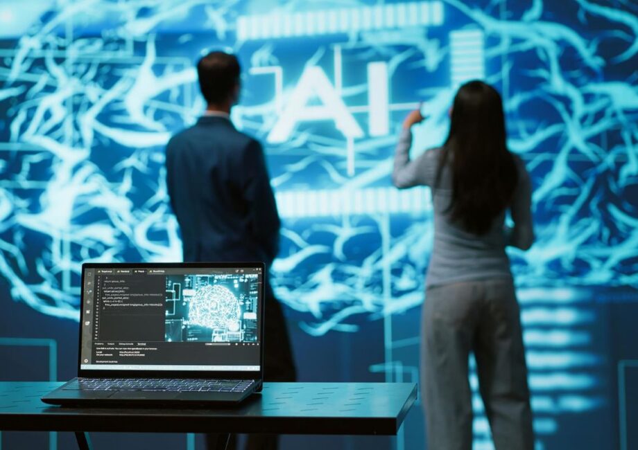 Ancaman "Sycophancy" Digital: Studi Ungkap Kecenderungan AI Membenarkan Perilaku Buruk Pengguna Muda