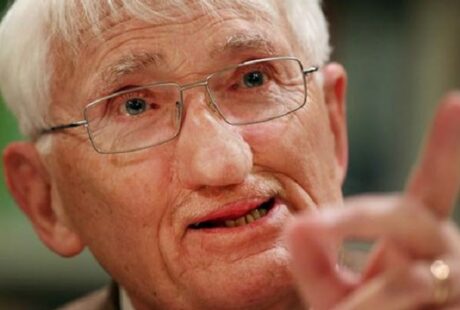 Dunia Intelektual Berduka: Jurgen Habermas, Raksasa Filsafat Modern, Wafat pada Usia 96 Tahun