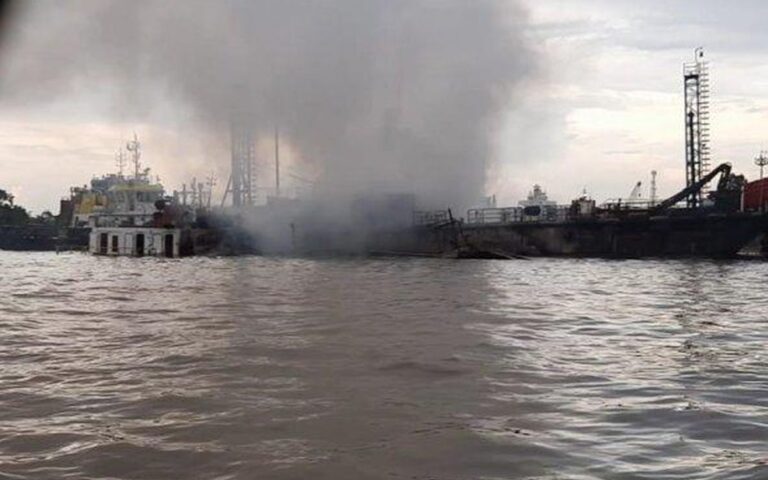 Eskalasi Perang Samudra Hindia: Kapal Perang Iran Tenggelam Terjang Torpedo Kapal Selam AS
