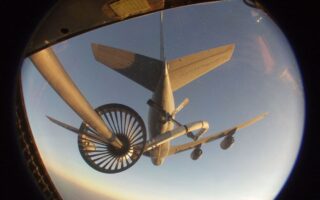 Insiden Jatuhnya Pesawat Tanker KC-135 Amerika Serikat di Irak: Empat Awak Dikonfirmasi Tewas