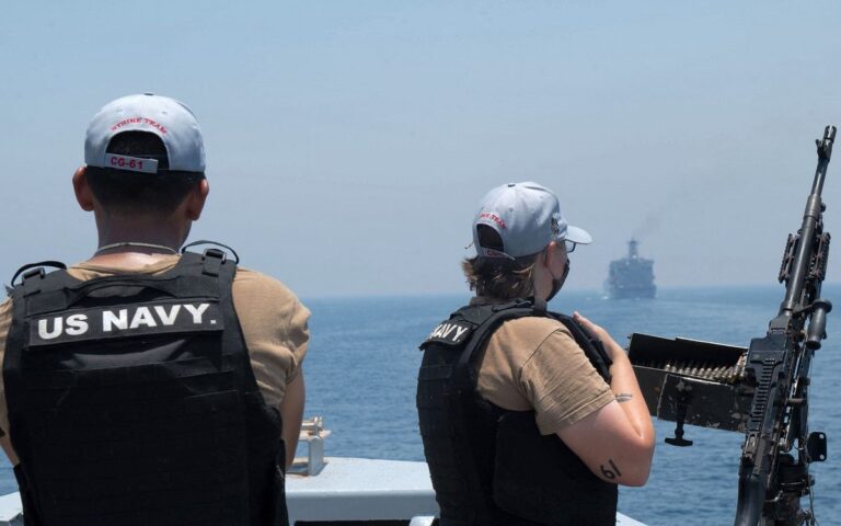 Trump Klaim Koordinasi Militer AS-Iran dalam Pembersihan Ranjau di Selat Hormuz