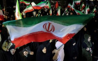 Fenomena "Super Iran": Dekonstruksi Narasi Kemenangan Cepat dalam Perang Teluk 2026